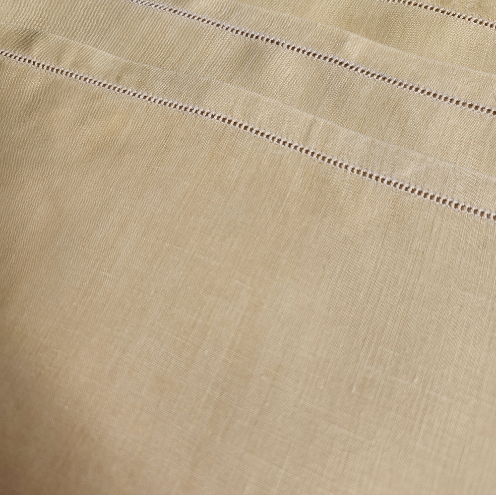 VINTAGE SET OF HEM STITCHED NAPKINS - Picture 3 of 3